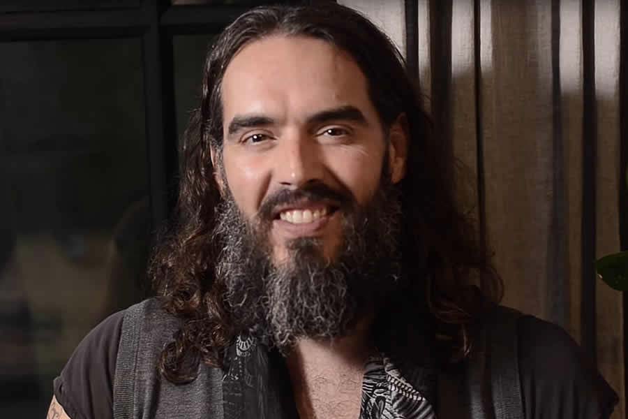 Biographie de Russell Brand [Mise à jour 2024]