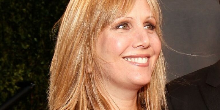 Julie Yaeger Biography Age Paul Rudd New Ner Worth 2021